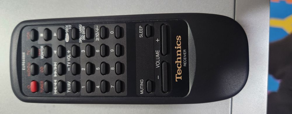 Receiver Technics  cu telecomandă