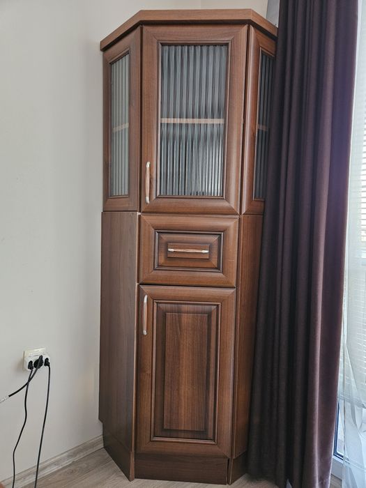 Шкафове за всекидневна  3 броя .