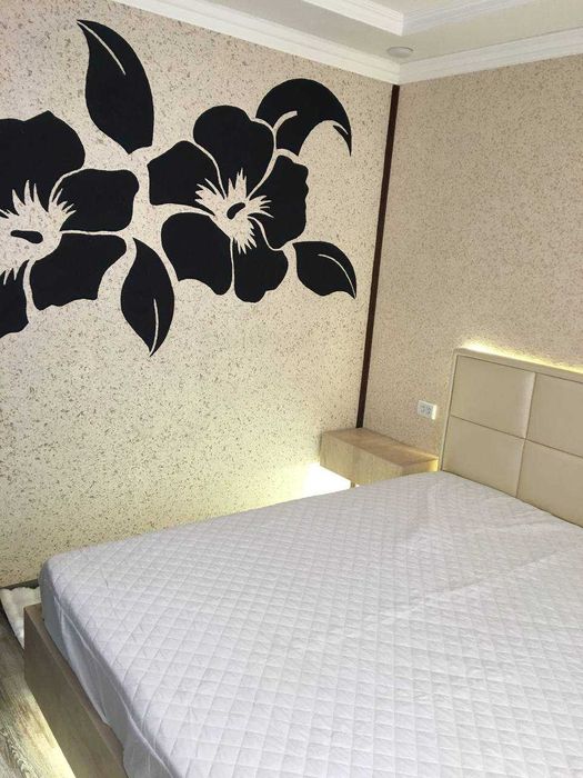 №3842.Сдам Семейной паре 2х-комнатную квартиру Премиум  класса.