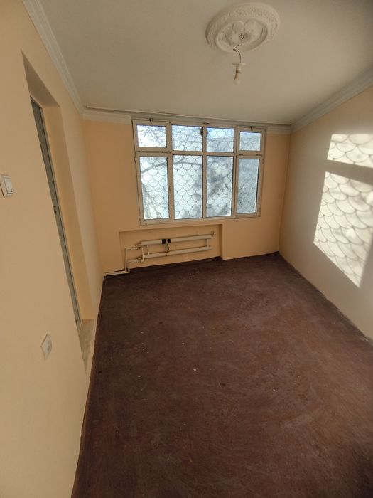 Продам квартиру 3 комнатную