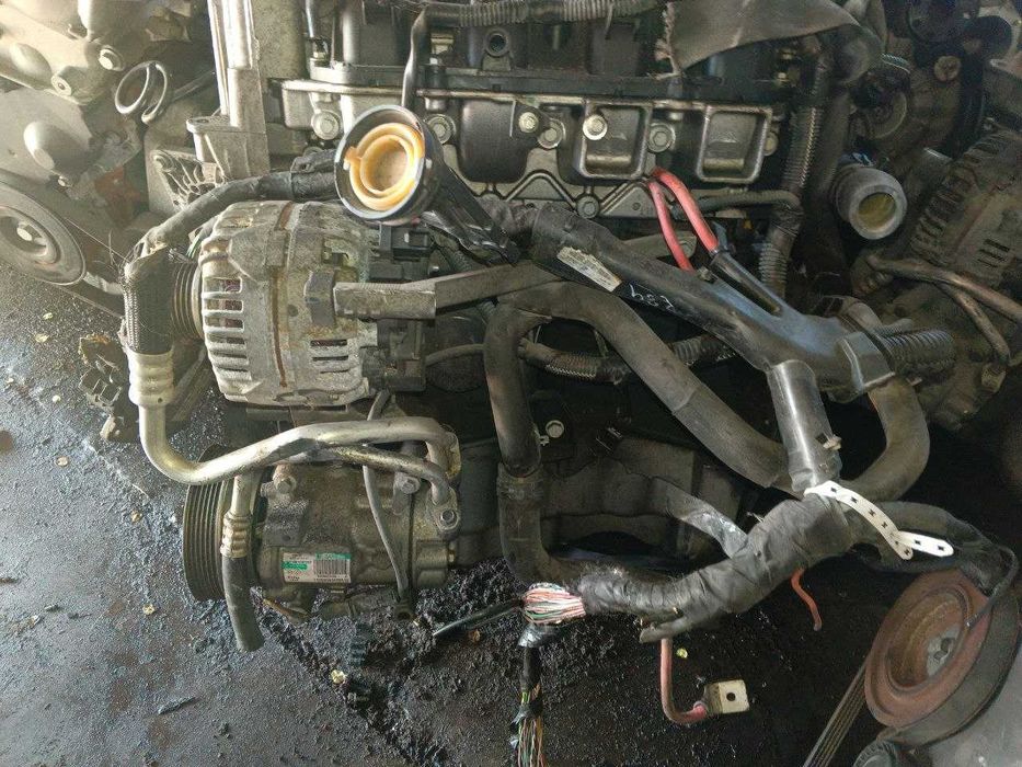 Двигатель K4M801 k4m Renault Clio бек