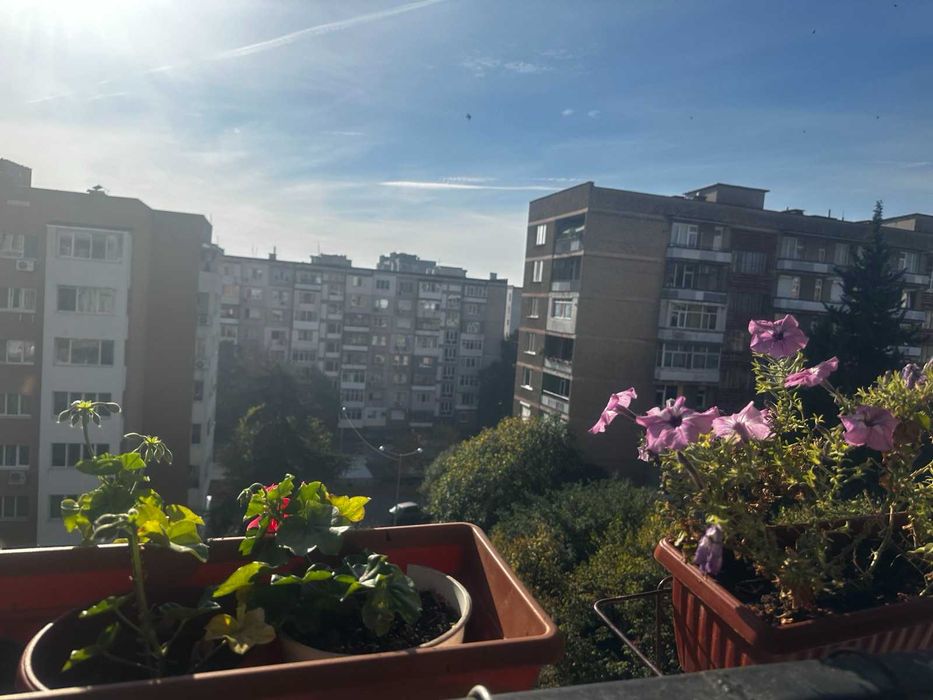 Продава се Тристаен апартамент в Стара Загора, Център - 72 кв.м за 1180 €/кв.м - Снимка #4