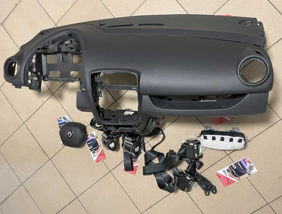 Renault Clio IV facelift - plansa de bord - kit airbag - set  centuri
