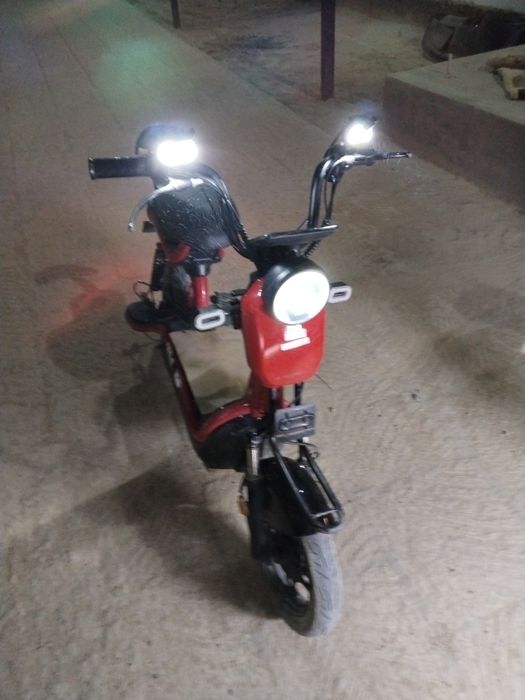 Электро скутер бу всё работает