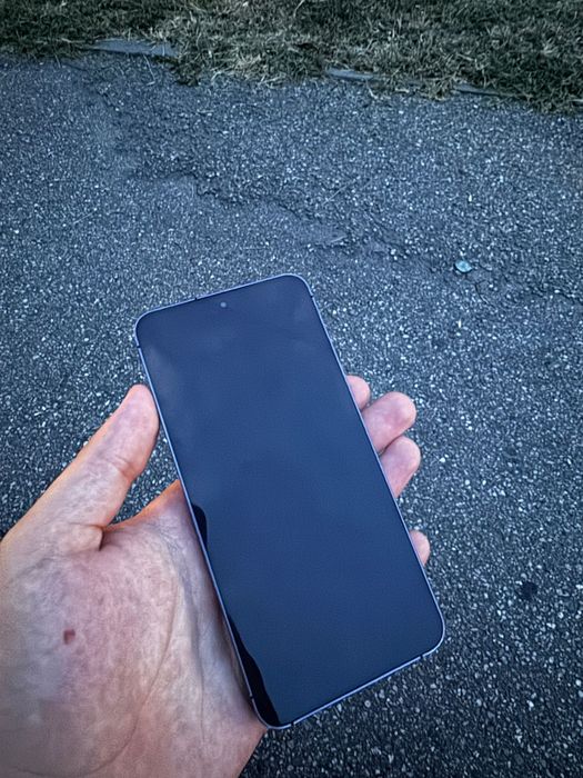 S24 vand/schimb cu iphone 16 plus