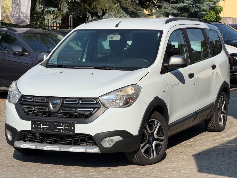 Dacia Lodgy | 07.2020 | 1.3 Benzina | Manual | 7 Locuri | Stepway | Garantie |