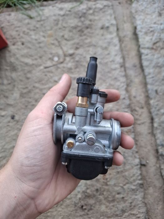Carburator racing