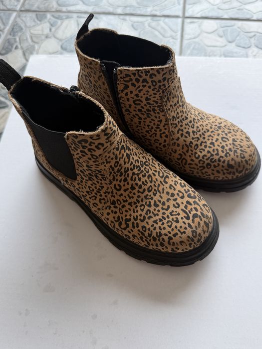 Ghete zara marimea 28