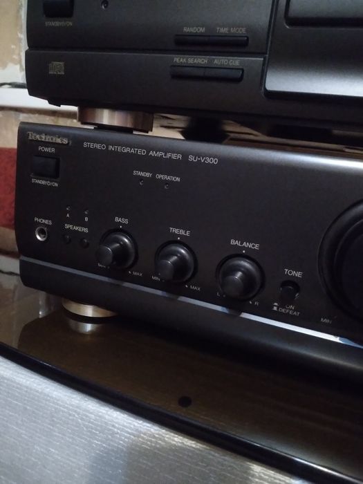 Продам  усилитель Technics + CD