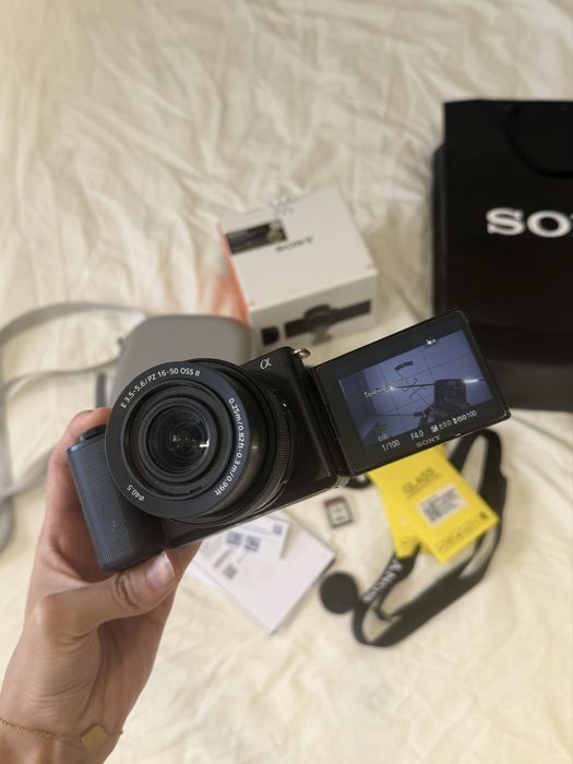 Sony ZV-E10 в отличном состоянии