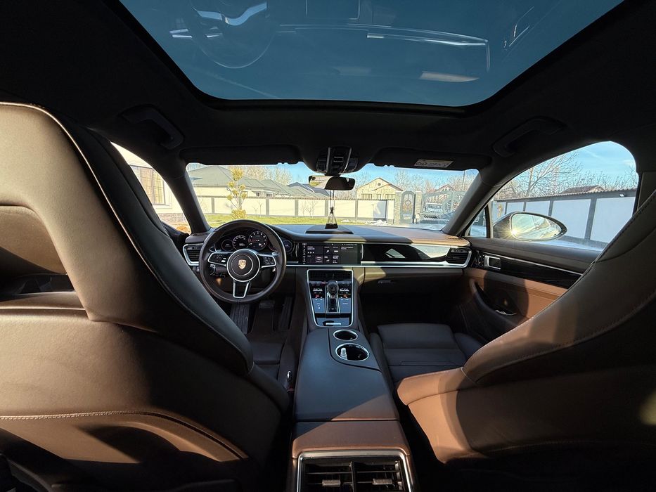 Porsche Panamera 2019