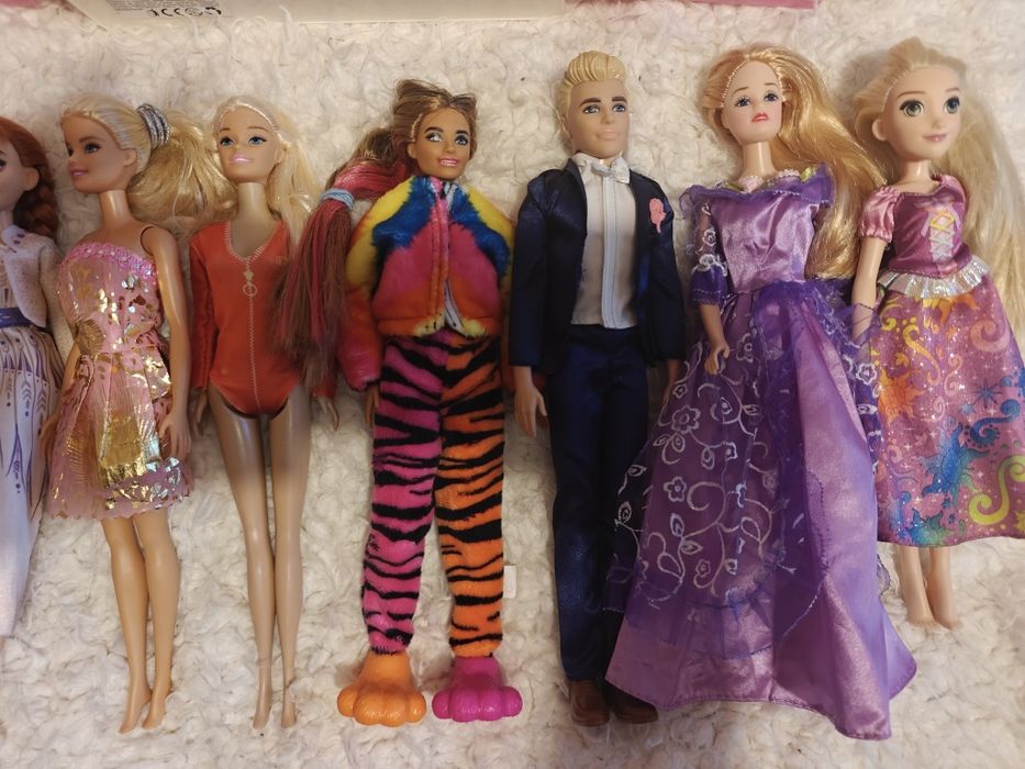 Кукли барби с гардероб и дрехи