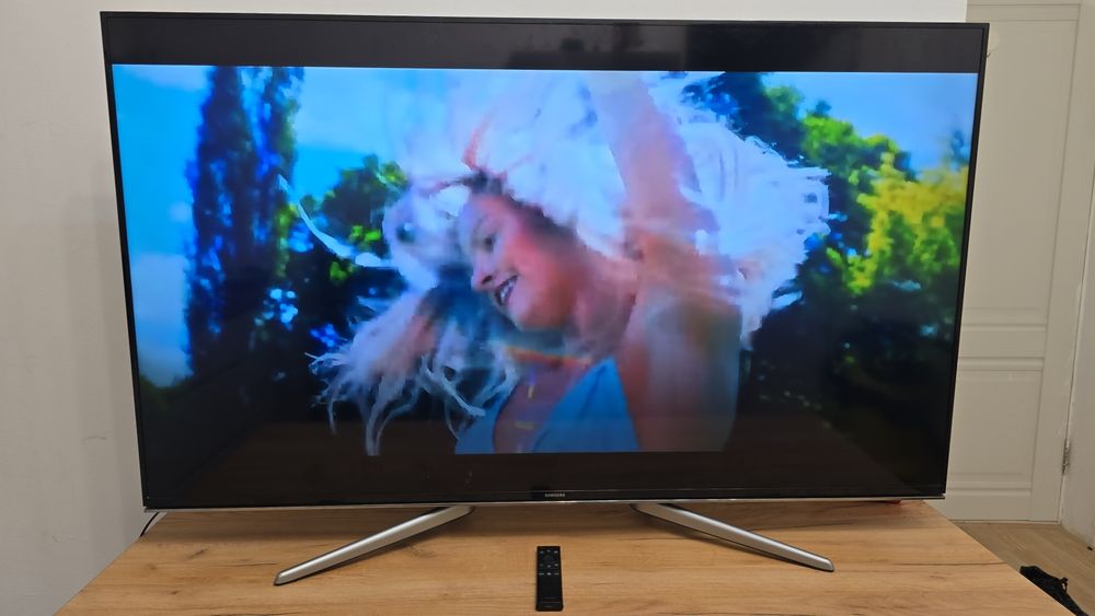 Продам телевизор срочно