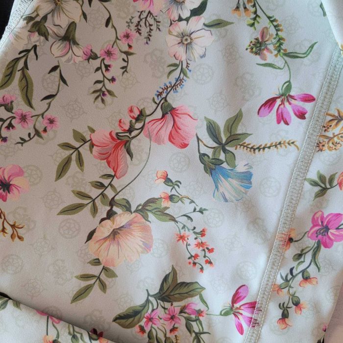 Guess Уникален клин нов,с етикети