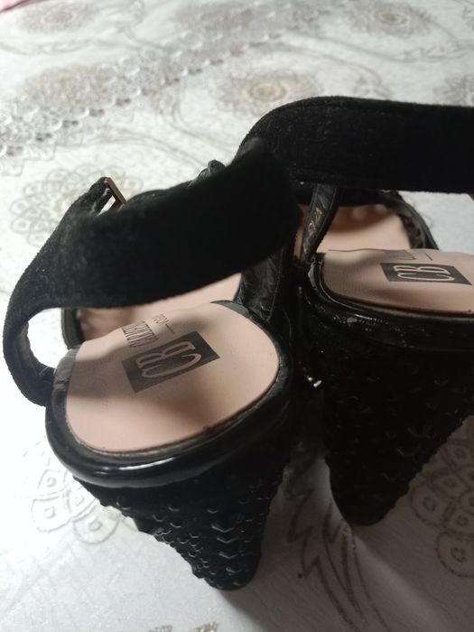 Басаношки 2500тг