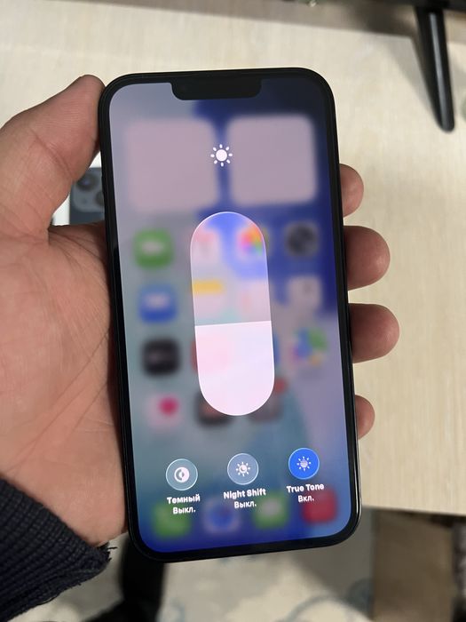 Продам айфон 13 90акб