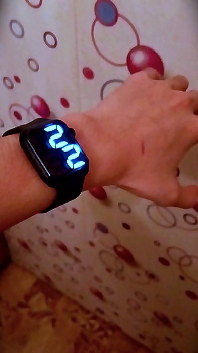 Продам наручные часа город Уральск