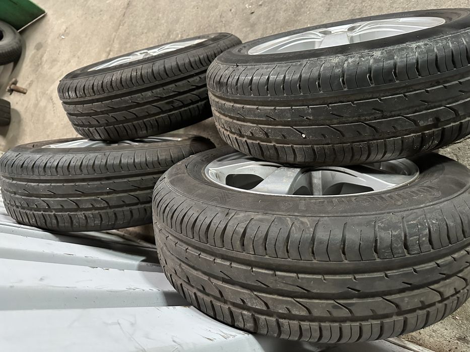 Set jante aliaj dezent + anvelope  Jante R15 , 5x112 Seat, Skoda, VW