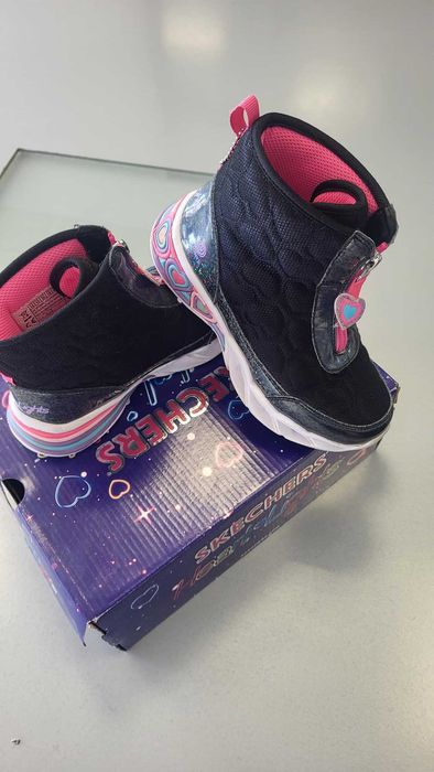 Sneakers Skechers, numar 32