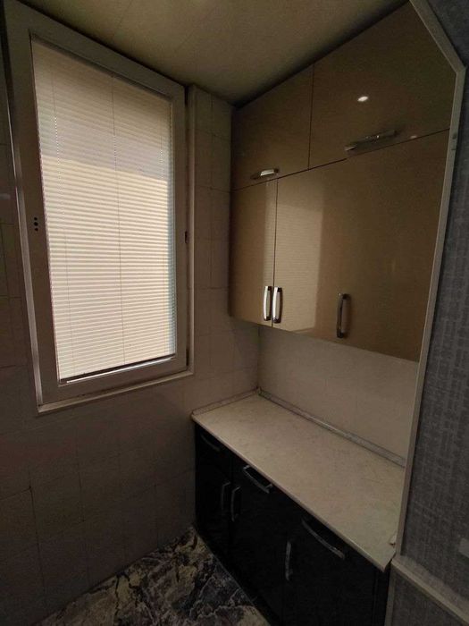 ПРОДАЕТСЯ 2/4/4 Ор-р: Чиланзар 20 Чиланзарский_район