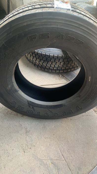 Продам шины Firestone  рулевые