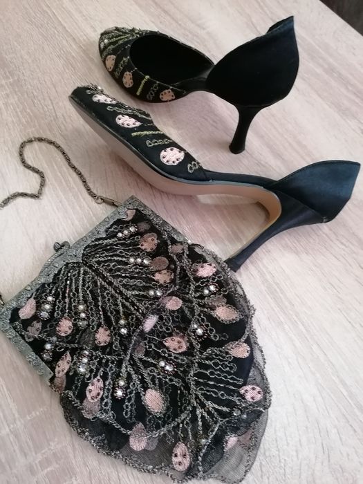 Официални дамски обувки