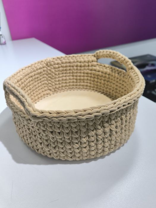 Вязаная корзина трикотажная пряжа