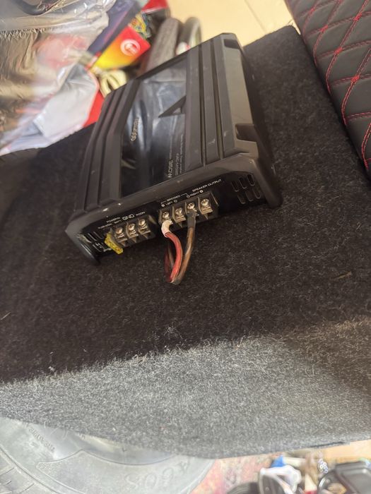 Продам сабфуер Alpain