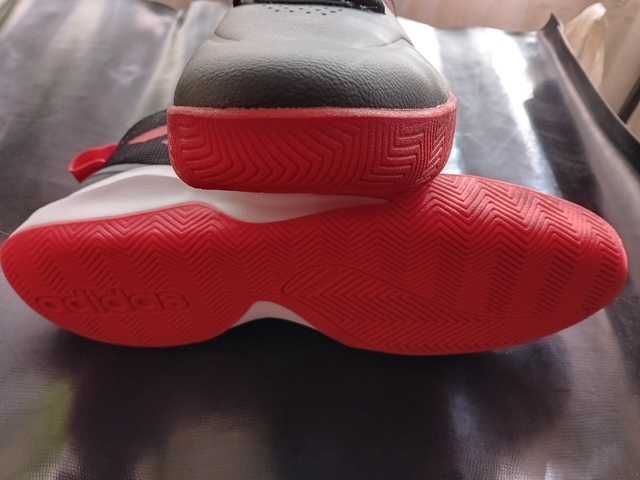 Маратонки баскетбол 45 номер Адидас