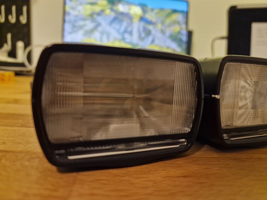 2 blituri Godox V860II C pt Canon - defect