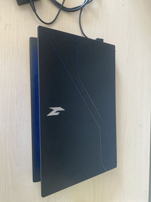acer nitro v15.