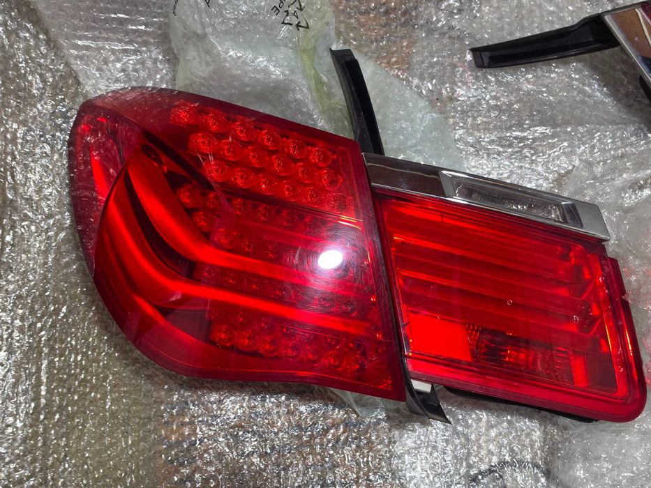 Оригинальные задние фонари BMW 7 F01/F02 (Комплект)