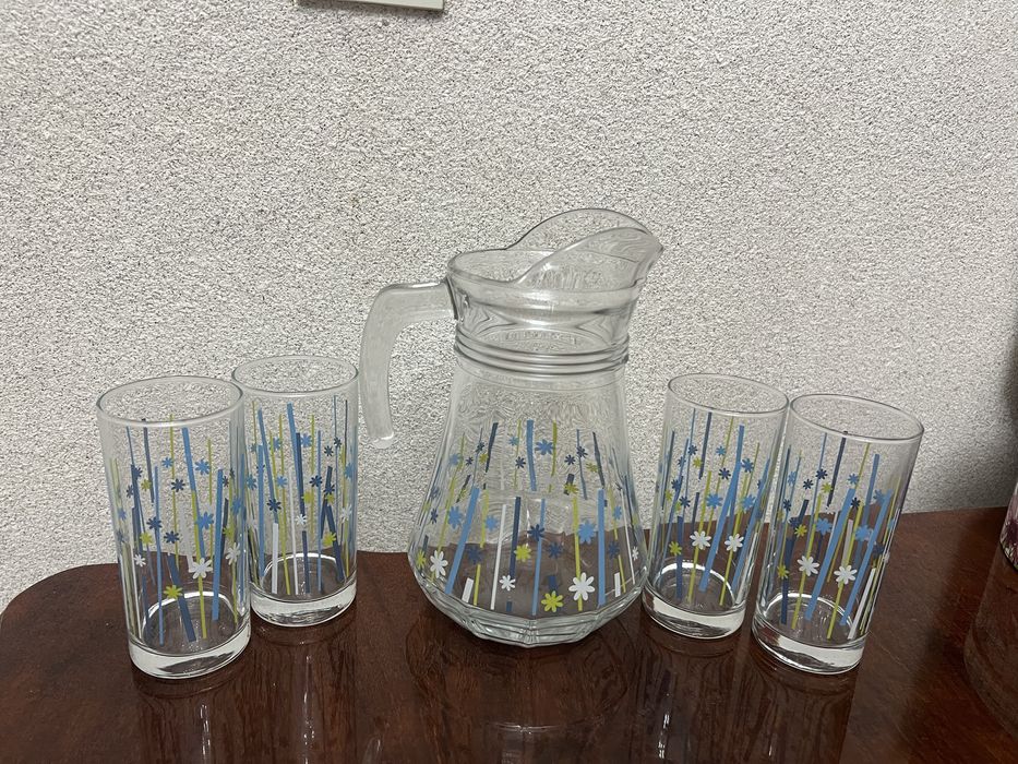 Поодаётся посуда