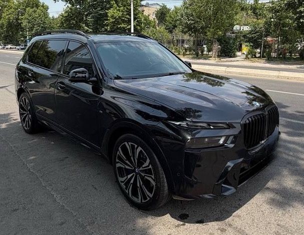 BMW X7 xDrive 50i Рестайлинг 60i 2021
