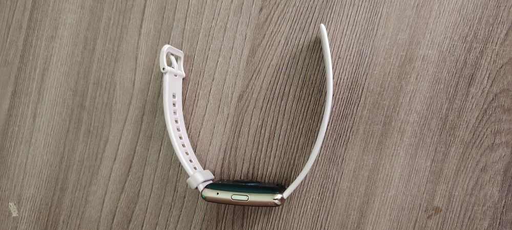 Часы Huawei Watch fit