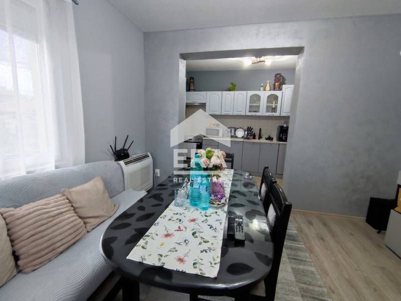 Етаж от къща в кв. Болярово