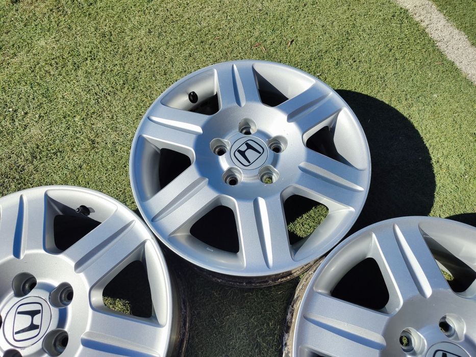 16 5x114.3 Honda лети джанти 5х114.3
