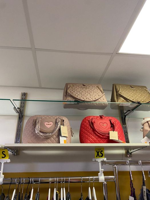 Рафтове за стена с преместваеми плотове