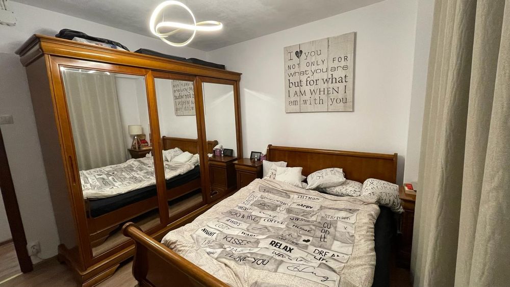 Ap 2 camere Eroii Revolutiei Viilor