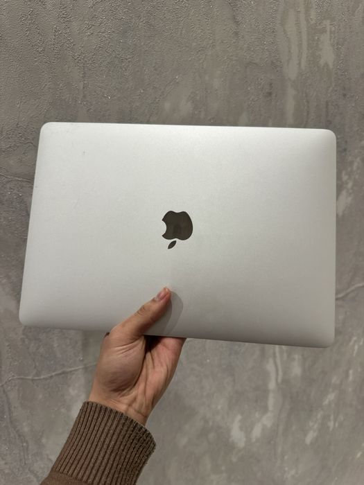 Macbook Air M1 8/256