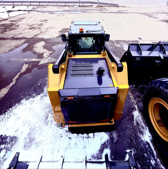 Мини Погрузчик xcmg 760