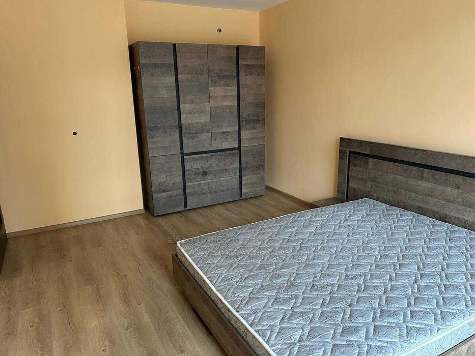 Продава се Тристаен апартамент в Кюстендил, Христо Ботев - 109 кв.м за 1200 €/кв.м - Снимка #9