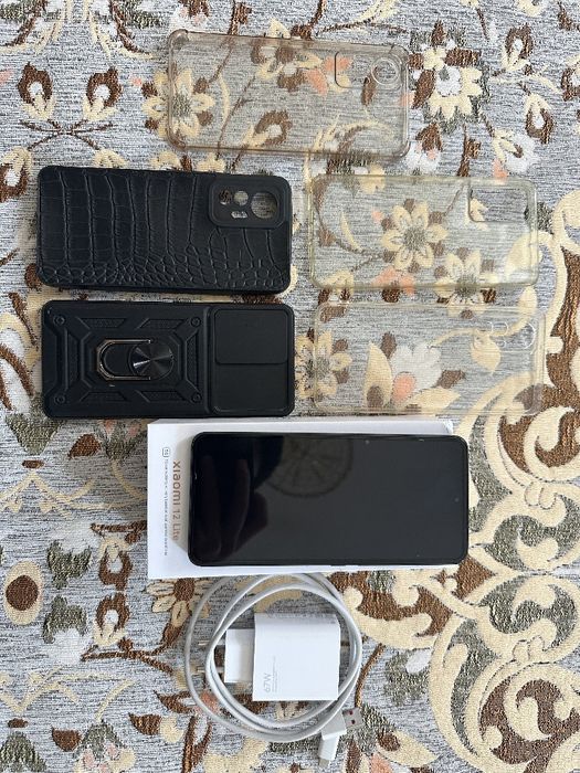 Xiaomi 12lite 128/8+4гб
