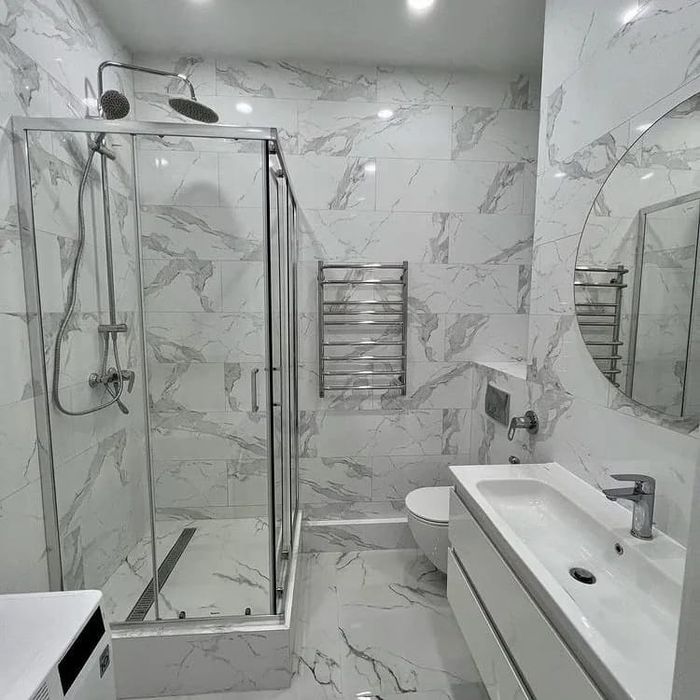 Опытный кафельщик,укладка керамической плитки