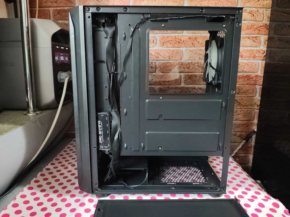 Carcasa PC Pro Gaming Diamond Black.