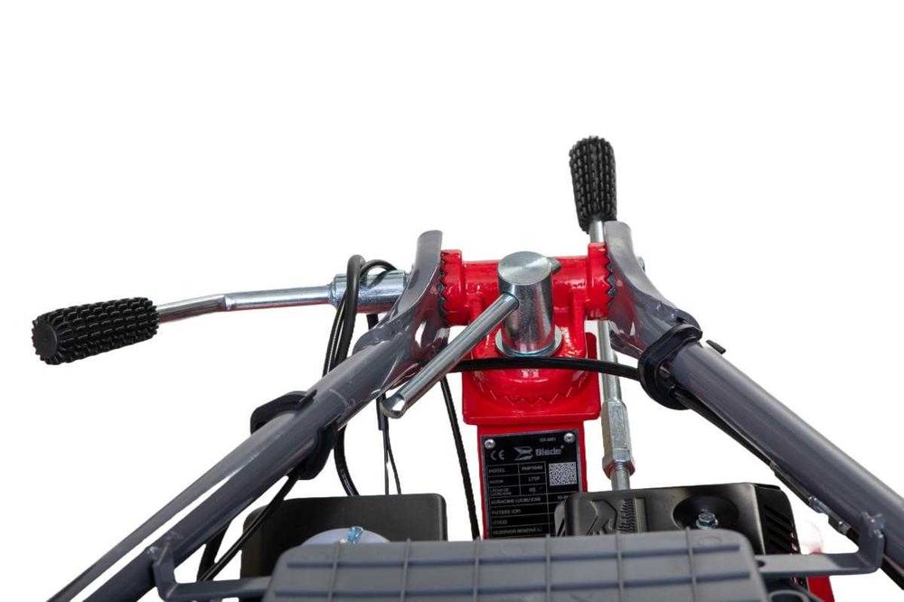 Motosapa BENZINA - 8 CP cu acessori .. SUPER PRET .