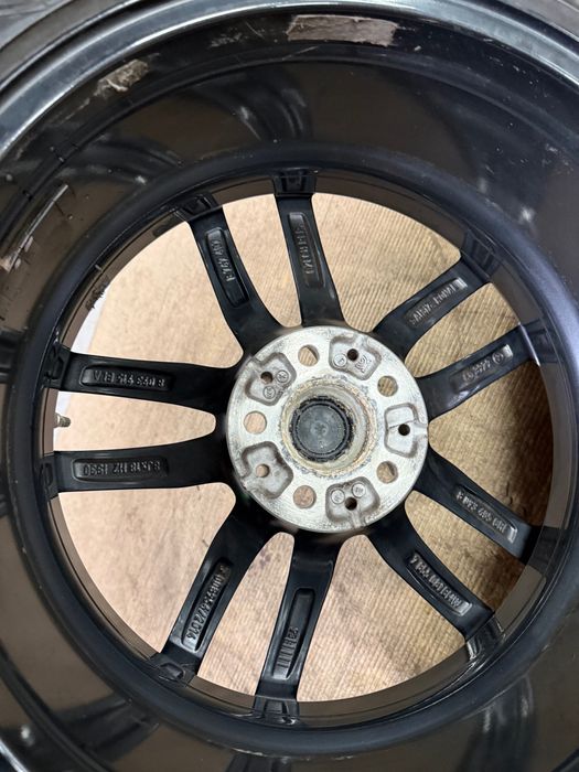 Jante originale BMW seria 5 (G30,G31) R18 M-Sport M662