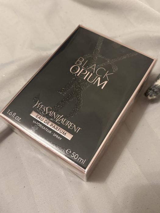 Духи Ysl ,оригинал .срочно продаю