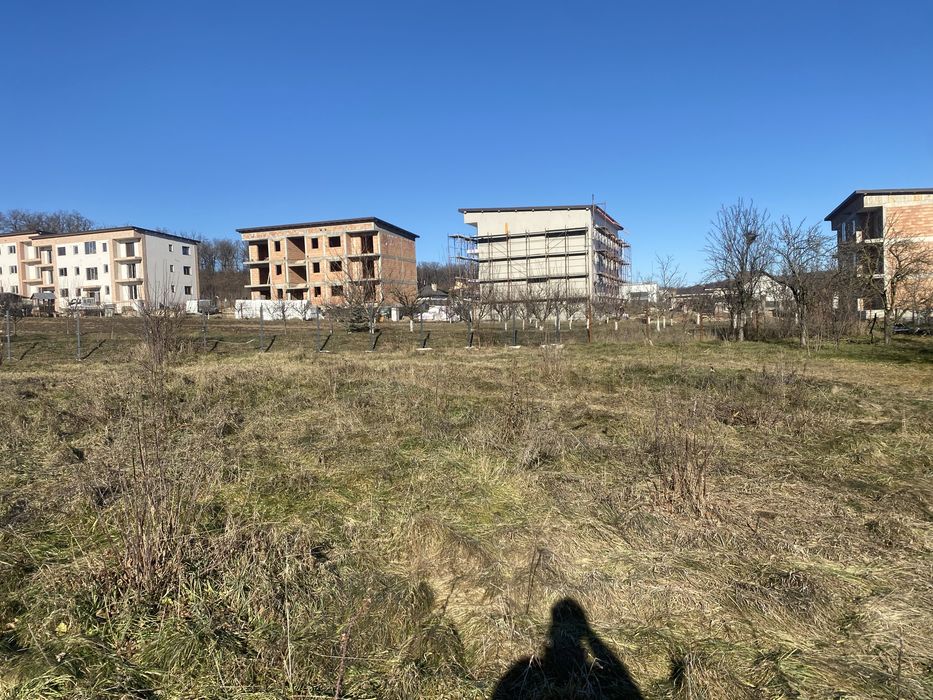 Vand 15 ari de terent pentru bloc la stejari burdujeni aleea dumbravii