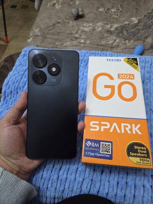 Продаётся телефон Tecno Spark Go2024